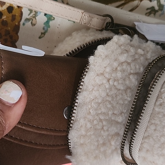 Brown Crossbody Bag with Cream Sherpa Pouch And Bom Bom Keychain Set Of 3 - Picture 15 of 17